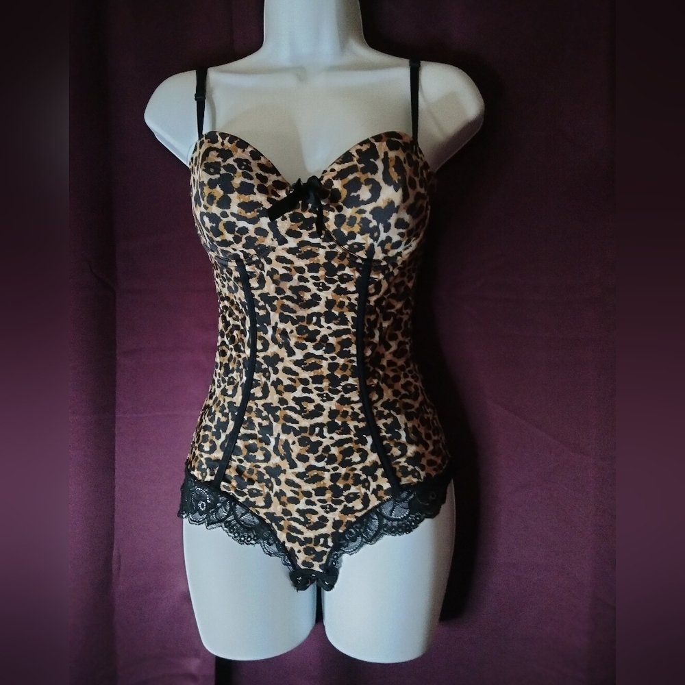 Leopard bodysuit